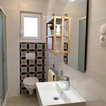 Apartamento Vladimir V With Parking Near Center *