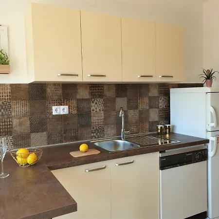 Apartment Vladimir 6 Pax *