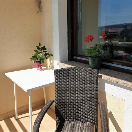 Vladimir 6 Pax Apartment Crikvenica
